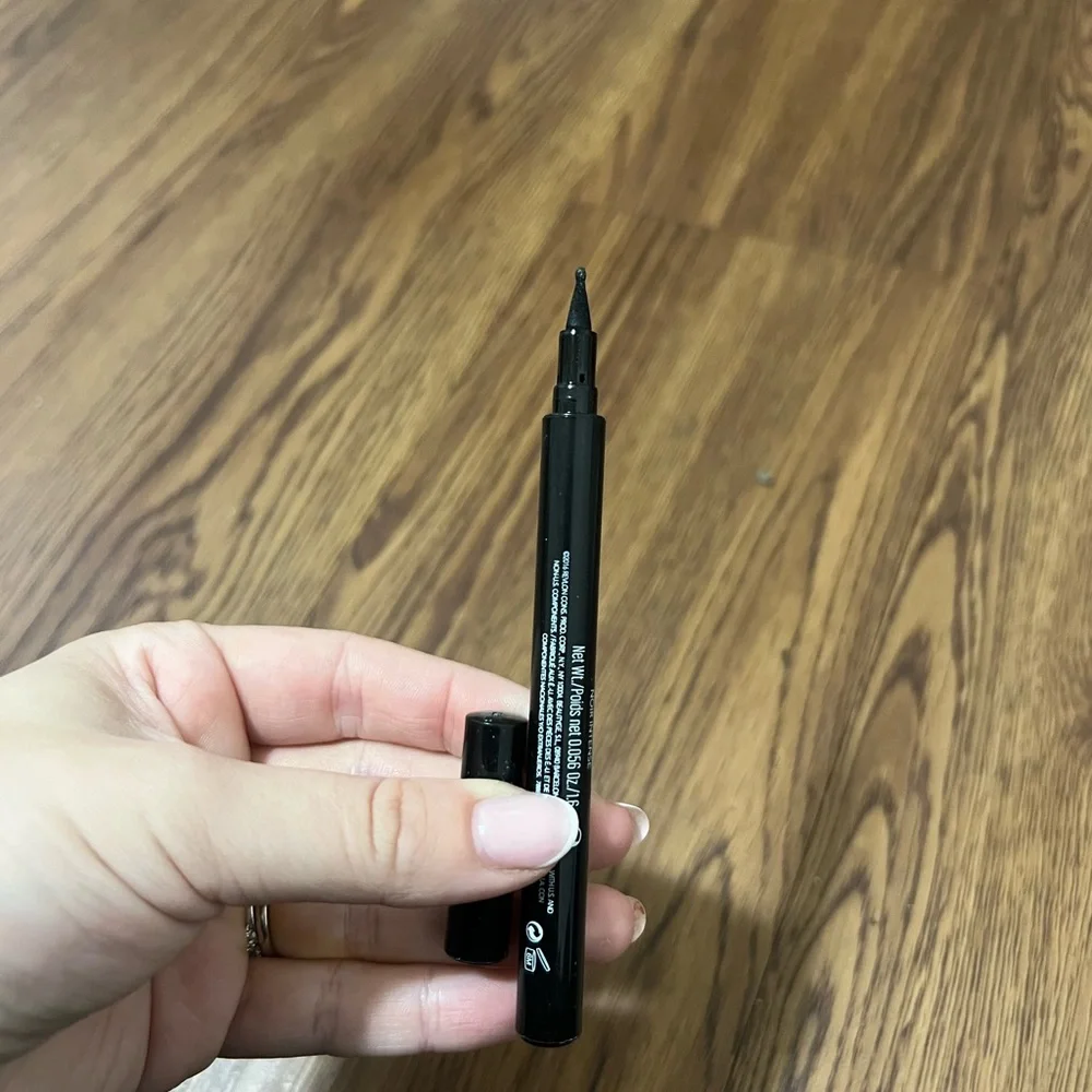 Revlon Colorstay Liquid Eye Color Blackest Black
